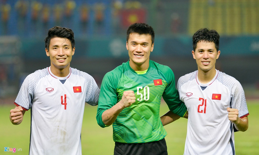 neu phai chon nguoi choi hay nhat thi do la thu mon bui tien dung