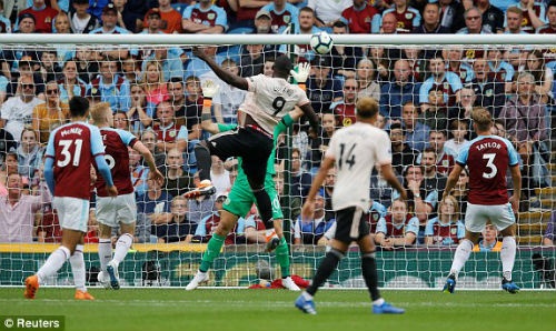 truc tiep burnley 0 1 mu vong 4 ngoai hang anh sieu sao toa sang quy do tam dan
