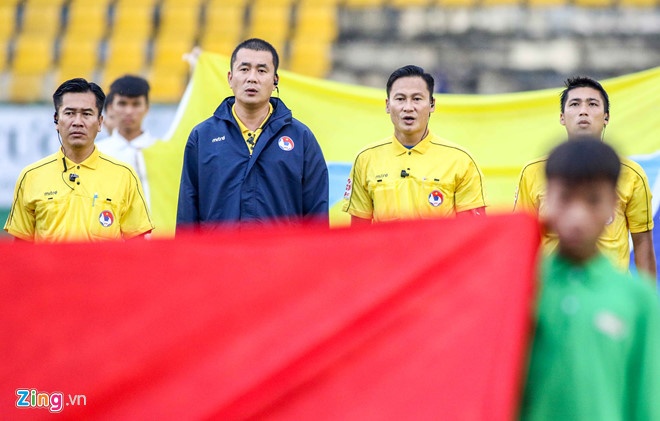 trong tai tran van lap bi dinh chi cong tac o vleague 2018