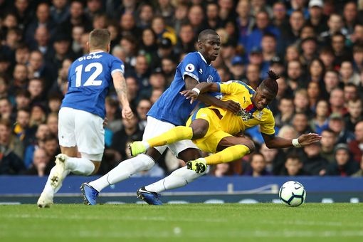 truc tiep everton vs crystal palace the tran thay doi lien tuc