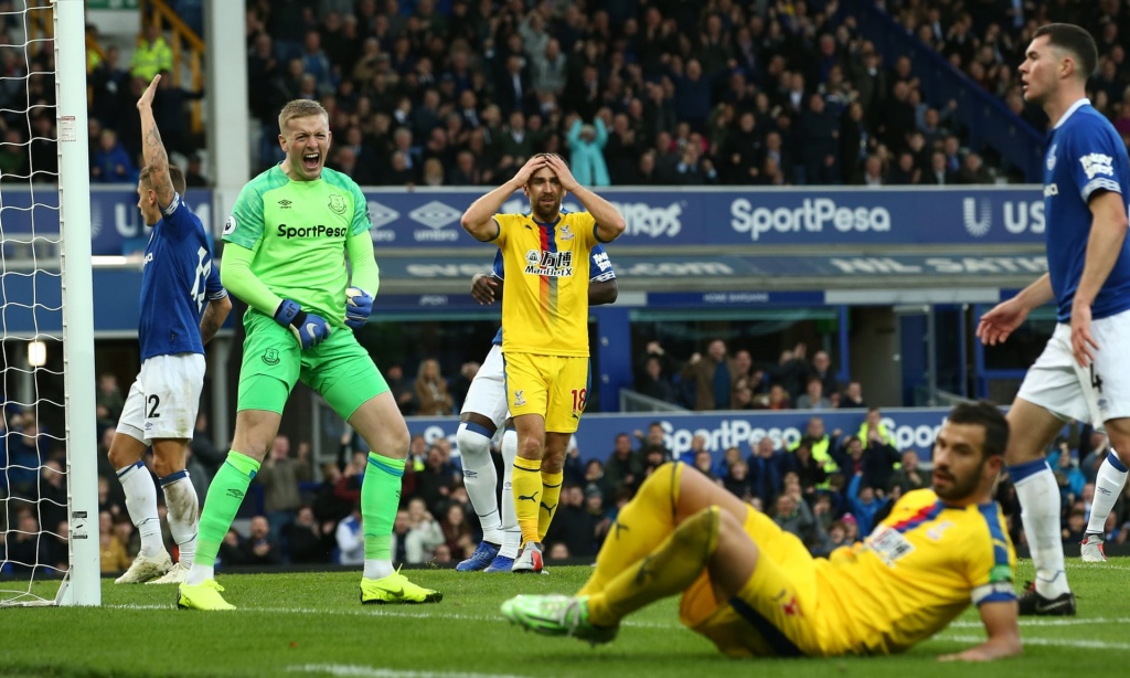 truc tiep everton vs crystal palace the tran thay doi chong mat