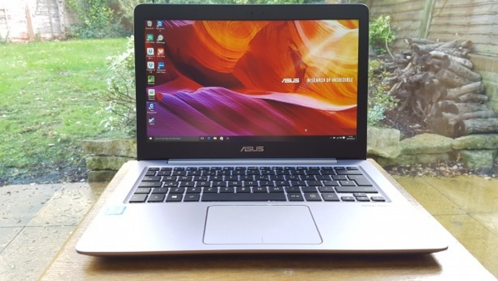 nhung laptop mong nhe trong tam gia 15 trieu dong