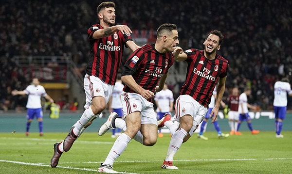 truc tiep ac milan vs dudelange vong bang europa league san siro mo hoi