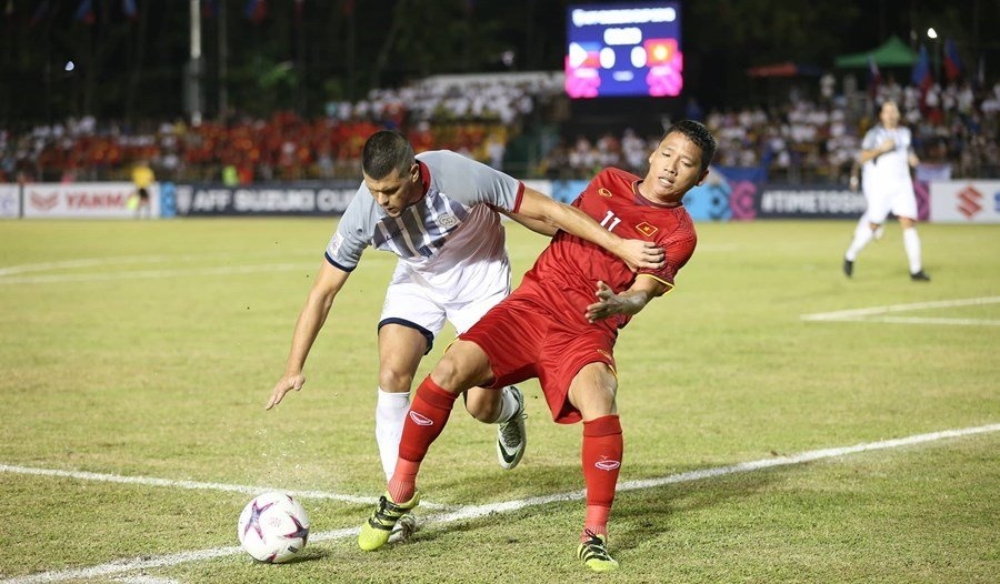 truc tiep philippines vs viet nam 0 1 h1 ban ket aff cup 2018 anh duc mo ti so