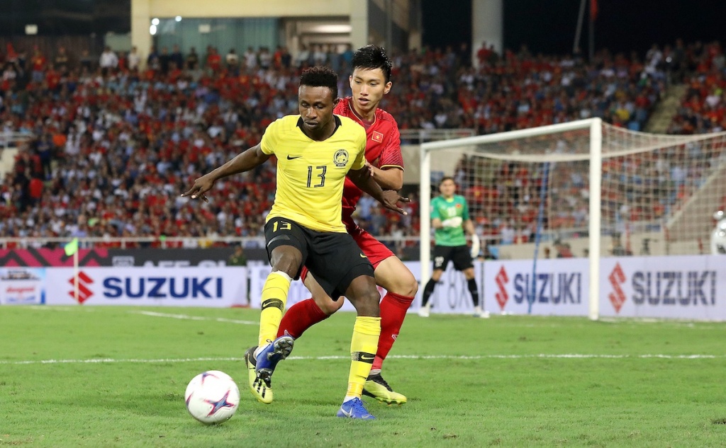 malaysia vs viet nam chung ket aff cup 2018 phong ngu la le song