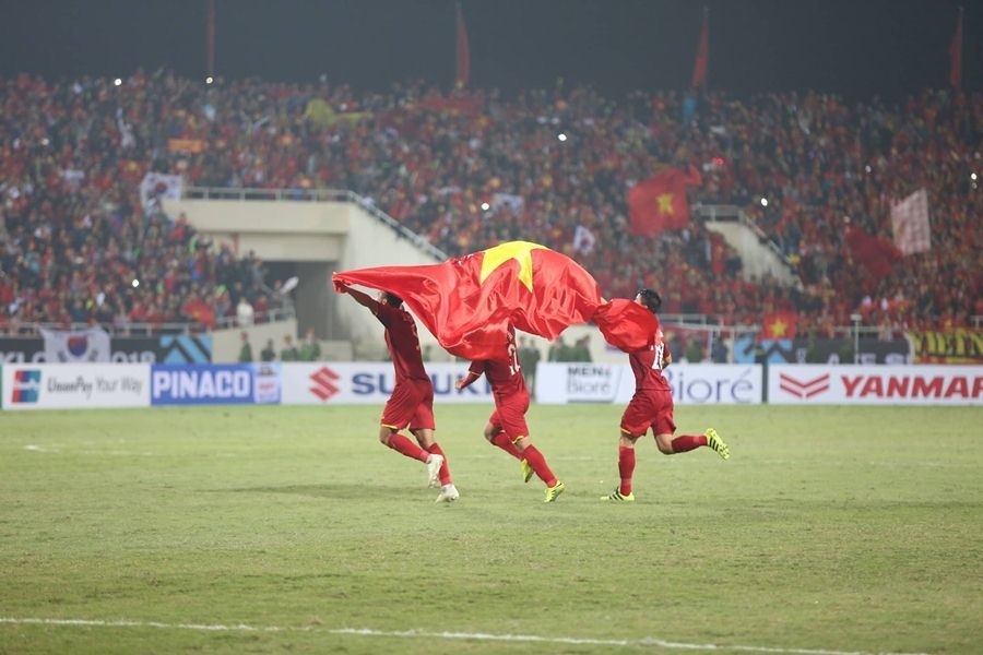 tuyen viet nam vo dich aff cup don gian la hoan hao