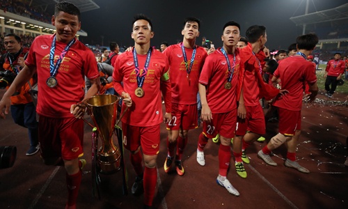fox sports park muon danh cuoc vao cac cau thu tre tai asian cup