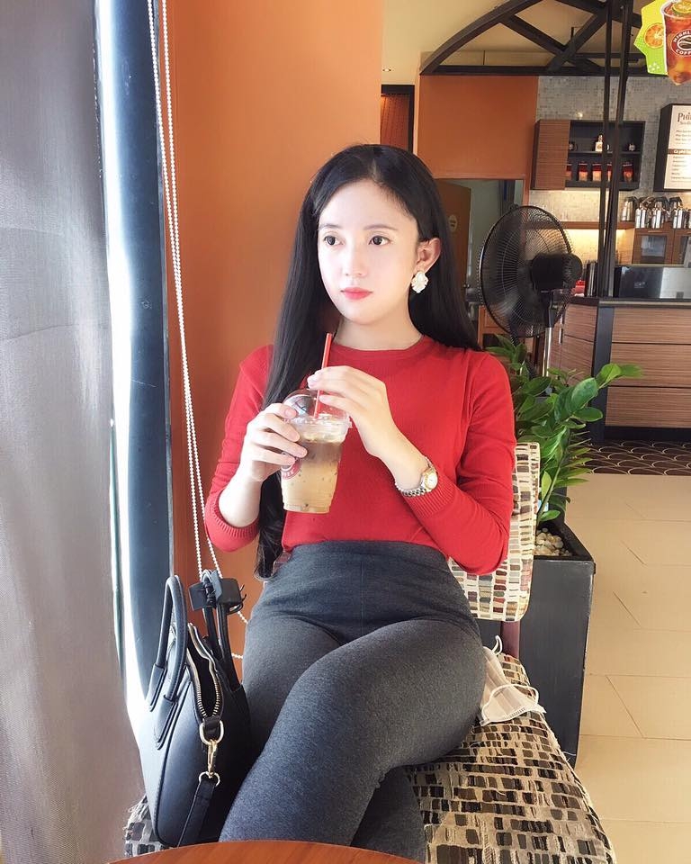 Ngắm nhìn nhan sắc 'thiên thần' của 9X chuyển giới nổi tiếng mạng xã hội ngam nhin nhan sac thien than cua 9x chuyen gioi noi tieng mang xa hoi