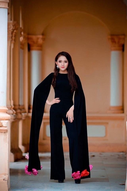 Ngắm nhìn nhan sắc 'thiên thần' của 9X chuyển giới nổi tiếng mạng xã hội ngam nhin nhan sac thien than cua 9x chuyen gioi noi tieng mang xa hoi
