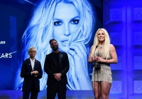cong chua britney spears co may kiem tien o tuoi 37