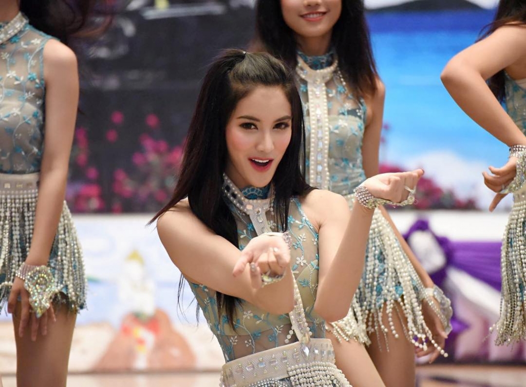 ngam nhin nhan sac nong bong cua nhung co nang duoc menh danh nu hoang chuyen gioi