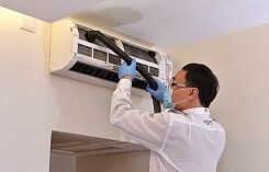 Những chiêu kiếm bộn tiền của thợ sửa điều hòa ngày nắng nóng