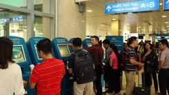 Hàng không 'căng sức' bay đêm dịp Tết