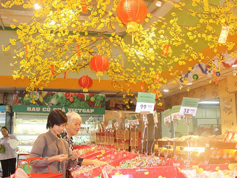 mua tet banh keo noi yeu the