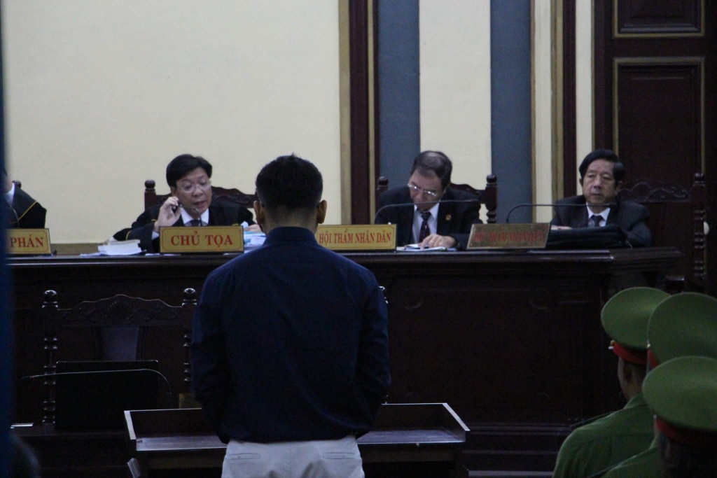 cap nhat phien toa xu pham cong danh tram be sang 101 tham van cac bi cao