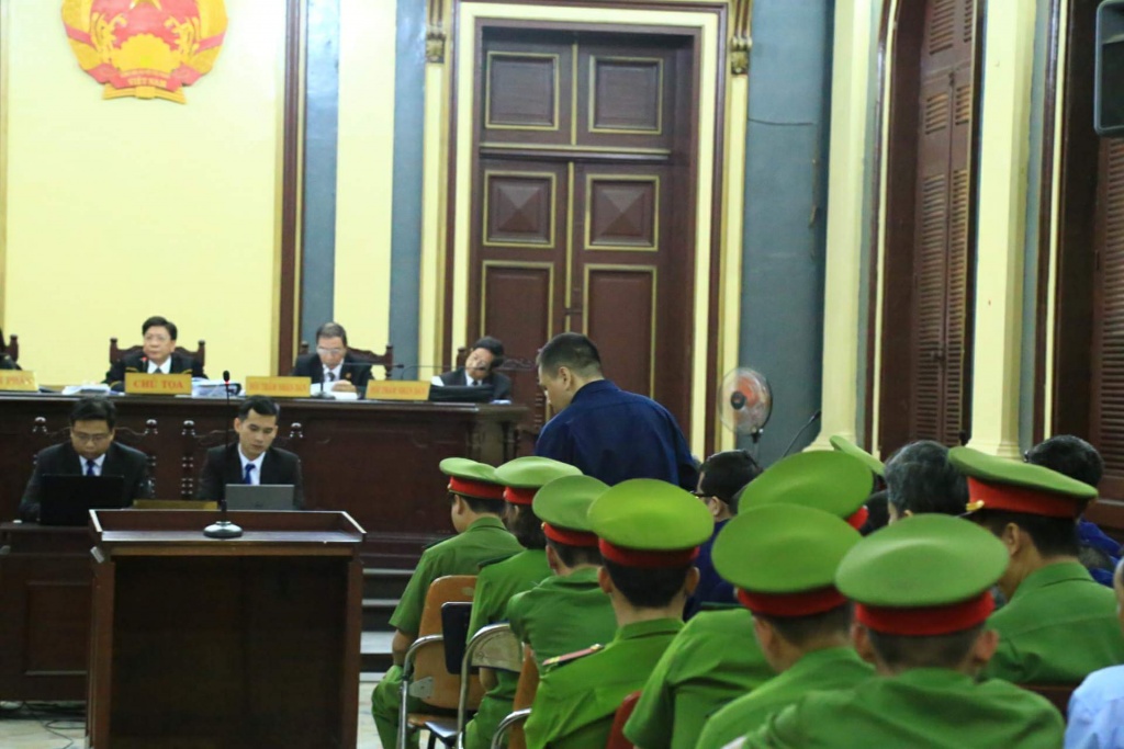 xu ong pham cong danh dieu tra vien duoc moi den toa de tra loi ve dong tien 6126 ti dong