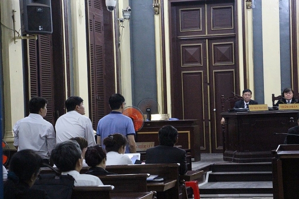 cap nhat phien toa xu pham cong danh tram be chieu 131 nguoi dai dien cua ong tran bac ha co mat tai toa