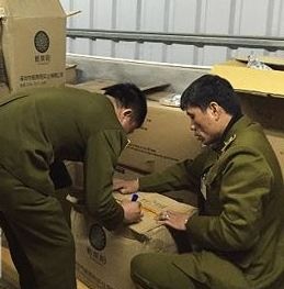 ha noi thu giu hon 2000 tui nguyen lieu tra sua khong ro nguon goc