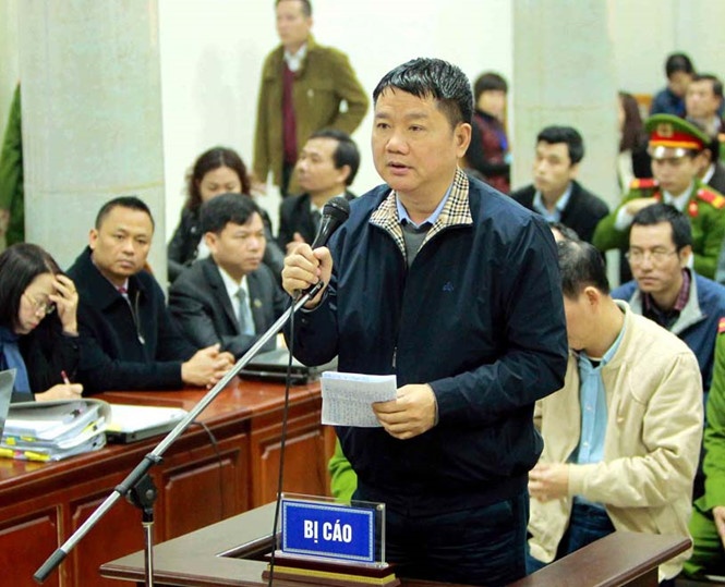 di san khung khiep cua ong dinh la thang dau chi co the