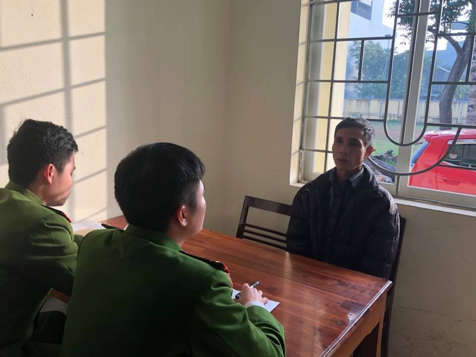 nguoi dan ong phun thuoc diet co lam chet hang loat quat ban tet