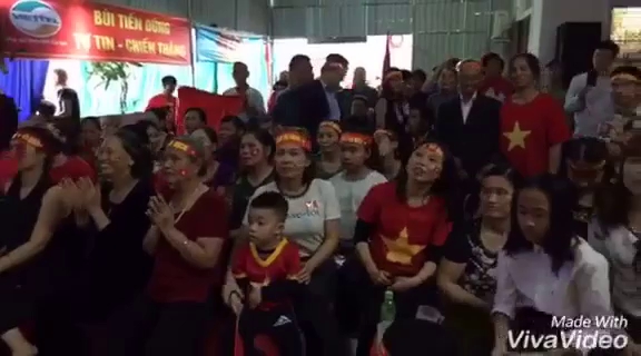 than tho voi ban thua phut cuoi trieu nguoi van ho vang viet nam vo dich