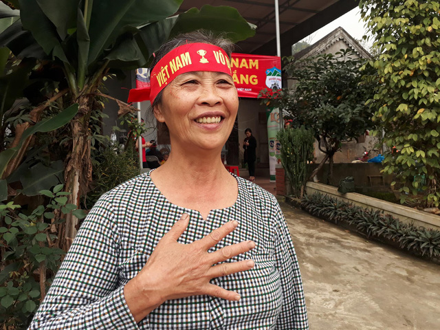 than tho voi ban thua phut cuoi trieu nguoi van ho vang viet nam vo dich