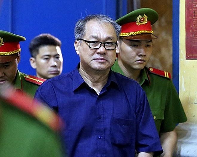 phep thuat nao cho hang ngan ty no cu cua pham cong danh