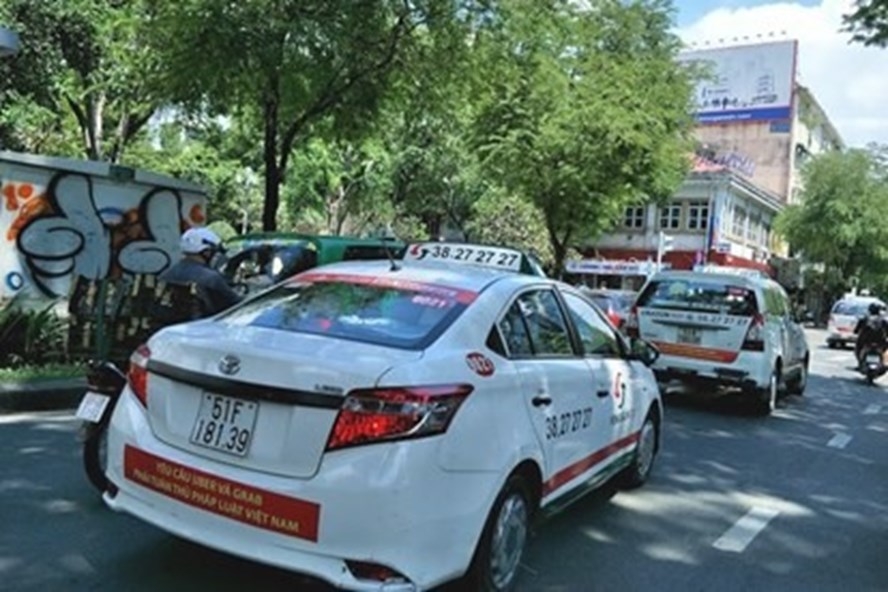 ngay mai 62 xet xu vu taxi vinasun kien grab