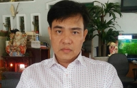 quan ly thi truong quang ninh dung xe dan logo bao chi chan xe tai