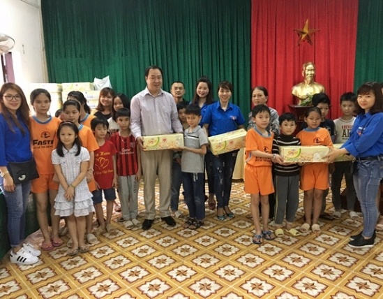 mang yeu thuong suoi am nhung phan doi thieu may man