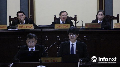 xu navibank luat su lon tieng cai chu toa canh sat xuat hien ngay truoc cua