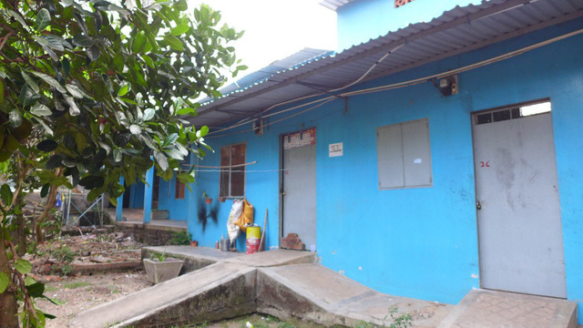 be trai 8 tuoi nghi bi cha duong ho danh tu vong