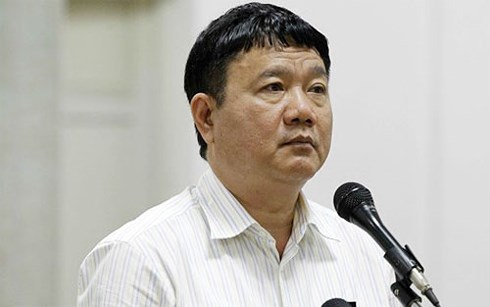 Cùng tội danh trong 2 vụ án, tổng hình phạt ông Đinh La Thăng ra sao? cung toi danh trong 2 vu an tong hinh phat ong dinh la thang ra sao