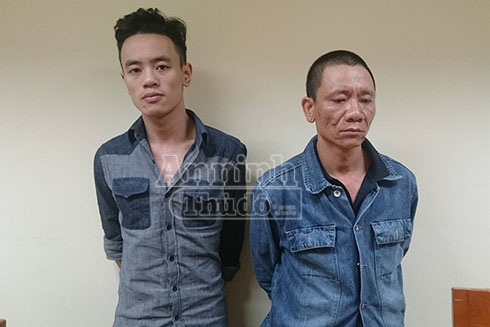 dung dao nhon de doa cuop tai san cua lai xe grabbike