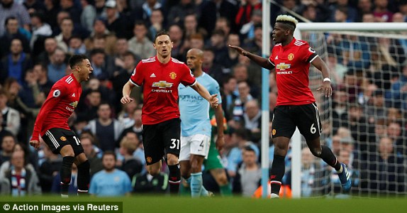 pogba toa sang mu loi nguoc dong vi dai truoc man city