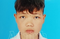 csgt tphcm mac thuong phuc ghi hinh xe chay nguoc chieu ngay trung tam