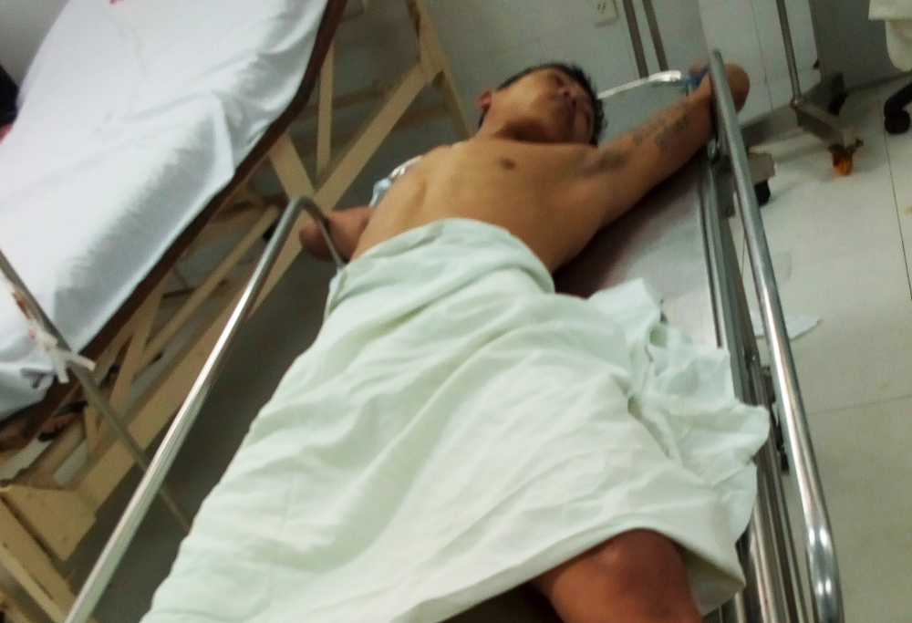 khoi to 9x sat hai anh ho vi bi tu choi di uong ca phe