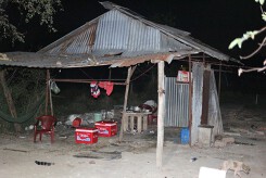 Hỗn chiến trong nhà hoang ở Bình Chánh, 3 người thương vong