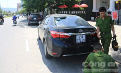 Hàng loạt vụ đập phá ô tô trong đêm pháo hoa ở Đà Nẵng
