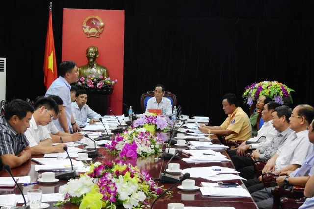 tinh hoa binh vao cuoc dep dai cong truong khai thac cat tren song da