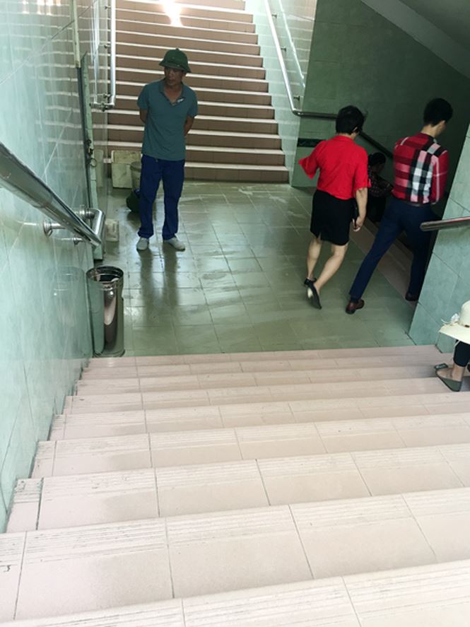 lai chi dong tien thay gach lat ham di bo dangdep