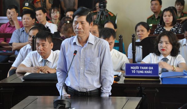 xet xu bs hoang cong luong lo hop dong 77 usdca chay than