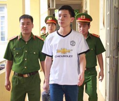 Bác sĩ bị bắt do liên quan đến vụ tai biến ở Hoà Bình, đồng nghiệp xót xa