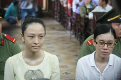 Xét xử Hoa hậu Phương Nga: 'Người phụ nữ bí ẩn' đã có mặt, tham gia phiên tòa từ phòng kín