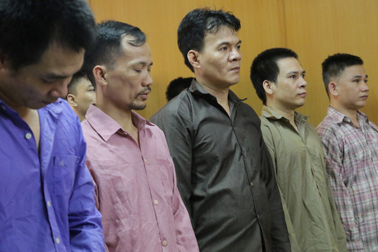 tiep tuc dua bang nhom bao ke nguoi chuyen gioi ban dam ra xet xu