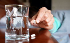 Người nước ngoài bất tỉnh sau uống bia với cô gái 'lạ' và mất 269 triệu đồng