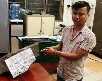 cong an tp hcm bac tin canh sat co dong gia dang dan di gay roi