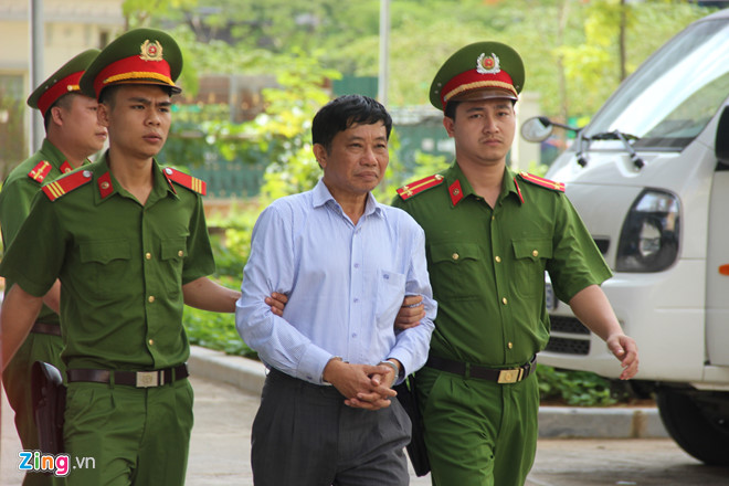 Ninh Văn Quỳnh nhận 'lót tay' 180 tỷ đồng từ Nguyễn Xuân Sơn? ninh van quynh nhan lot tay 180 ty dong tu nguyen xuan son