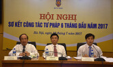 Nhiều người bị kỷ luật chui vào vỏ luật sư, chống đối nhà nước