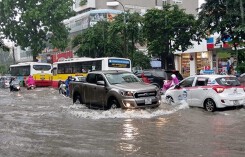 Dự báo thời tiết ngày 16/8: Mưa lớn trải dài khắp 3 miền, nguy cơ ngập lụt nhiều nơi